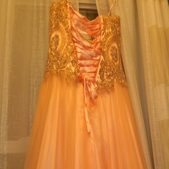 Prom Dress - Picture 4 of 4